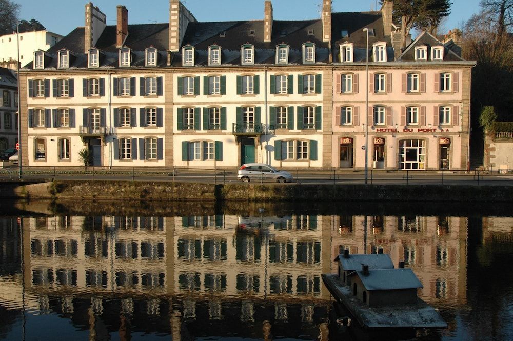 Hôtel Du Port 1