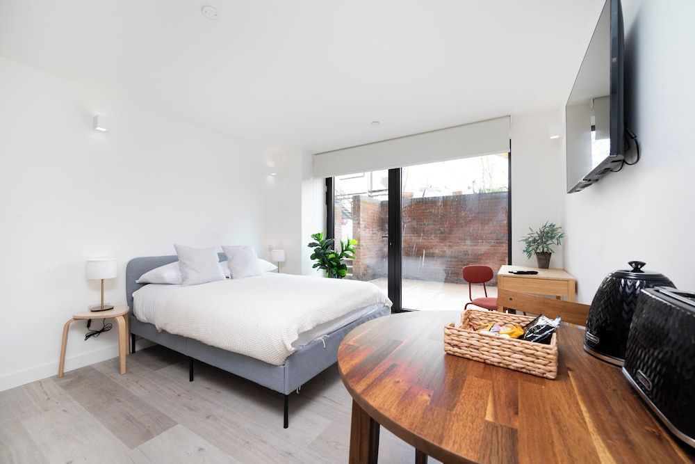 190 Northolt Road - Campus Accommodation 1
