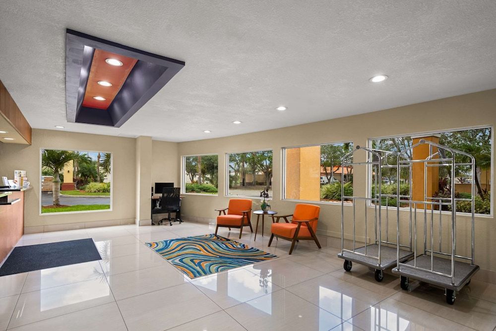 Quality Inn Sarasota I-75 2