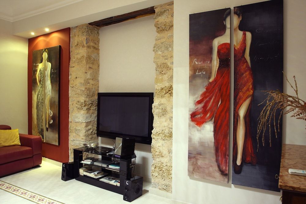 Abatellis Luxury 2