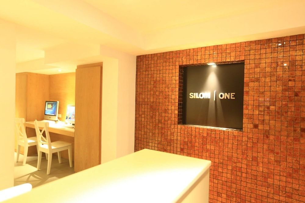 Silom One 2