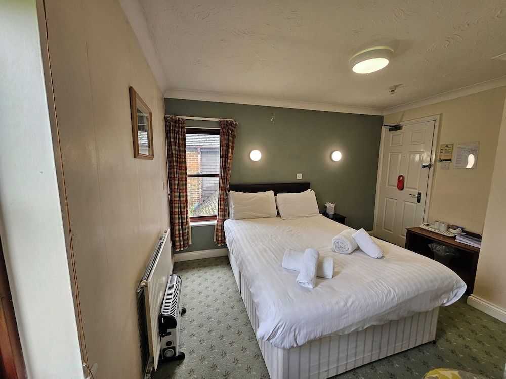 Marsh Farm Hotel 2