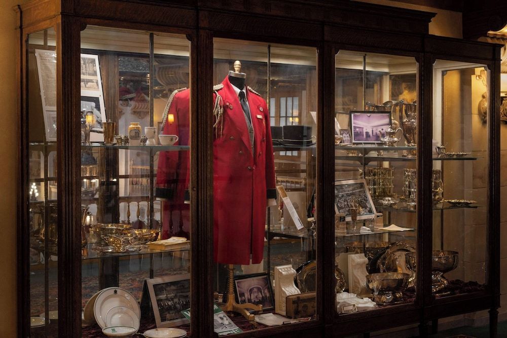 Davenport Hotel, Autograph Collection 1