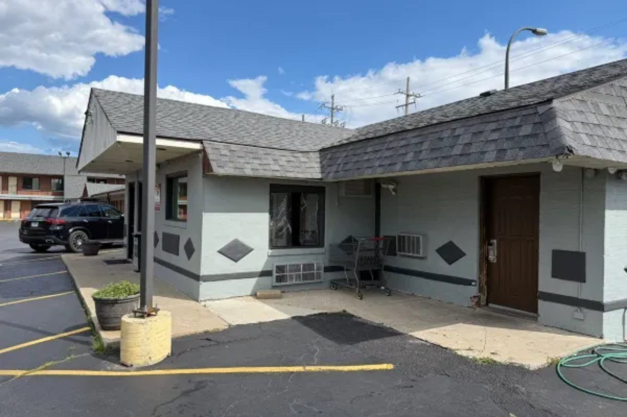 miami inn & suites 2