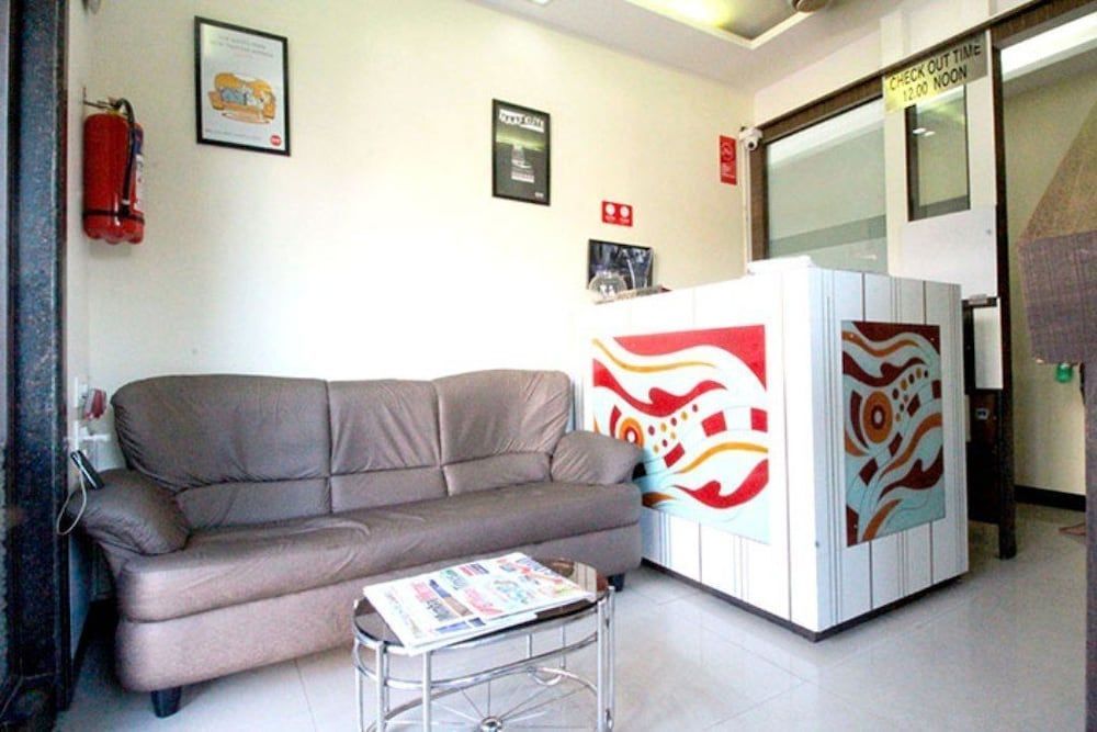 Apple Suites 2
