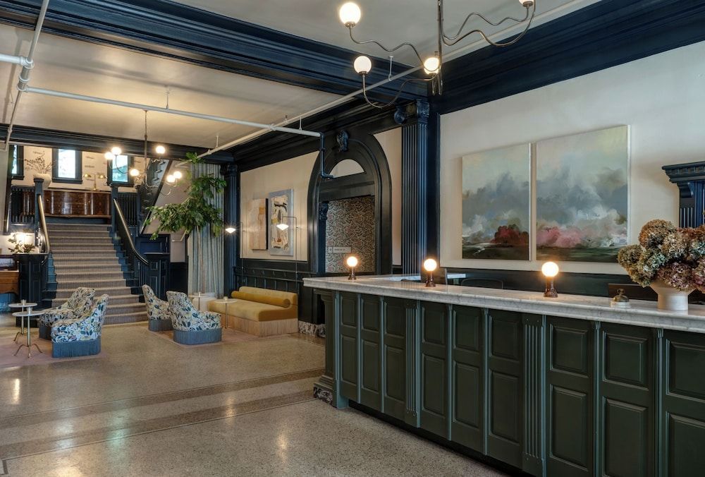 MarQueen Hotel - NEWLY RENOVATED 1