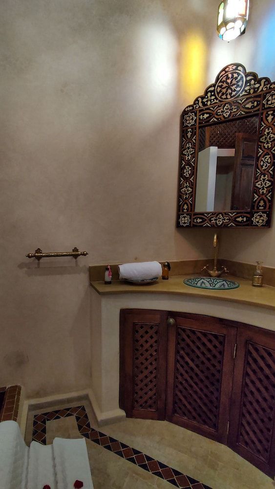 RIAD DAR En-Nawat 2