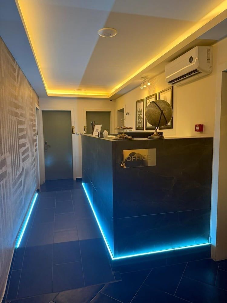 Elite Ermou Suites 1