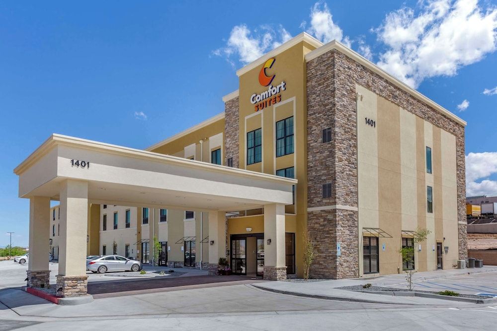 Comfort Suites Albuquerque Airport 1