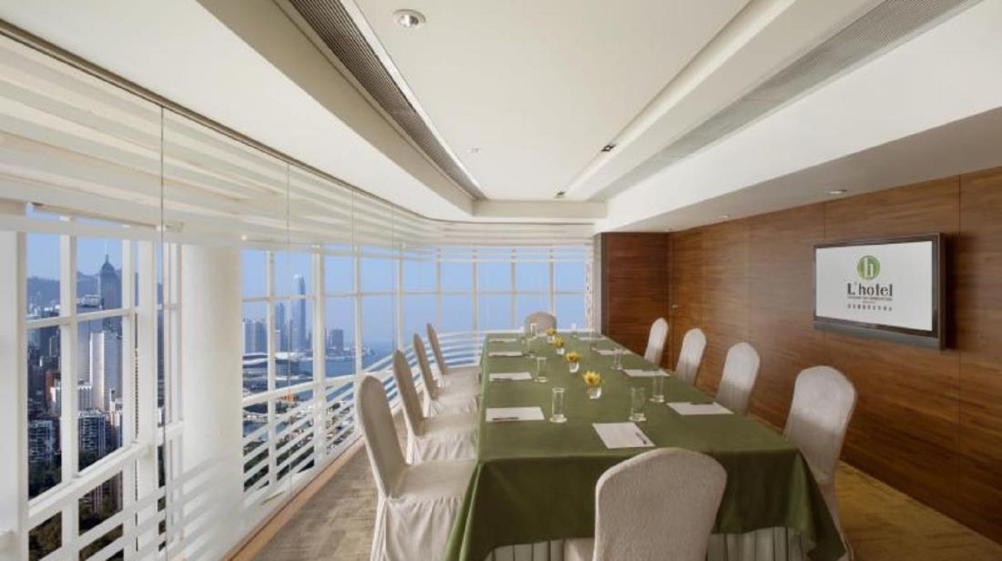 Nina Hotel Causeway Bay 1
