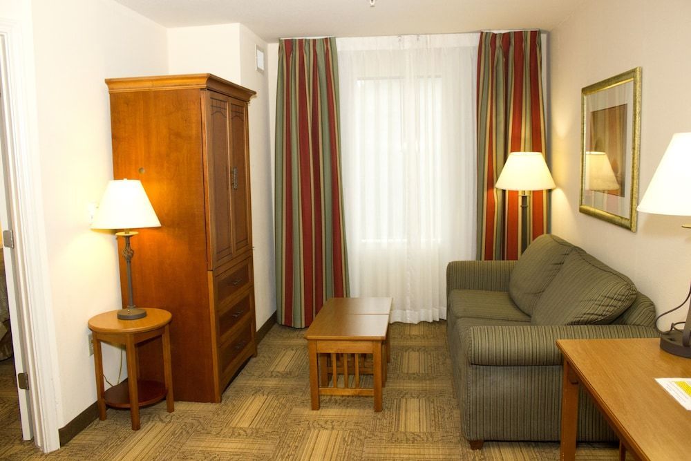 Staybridge Suites HOUSTON WILLOWBROOK by IHG 2