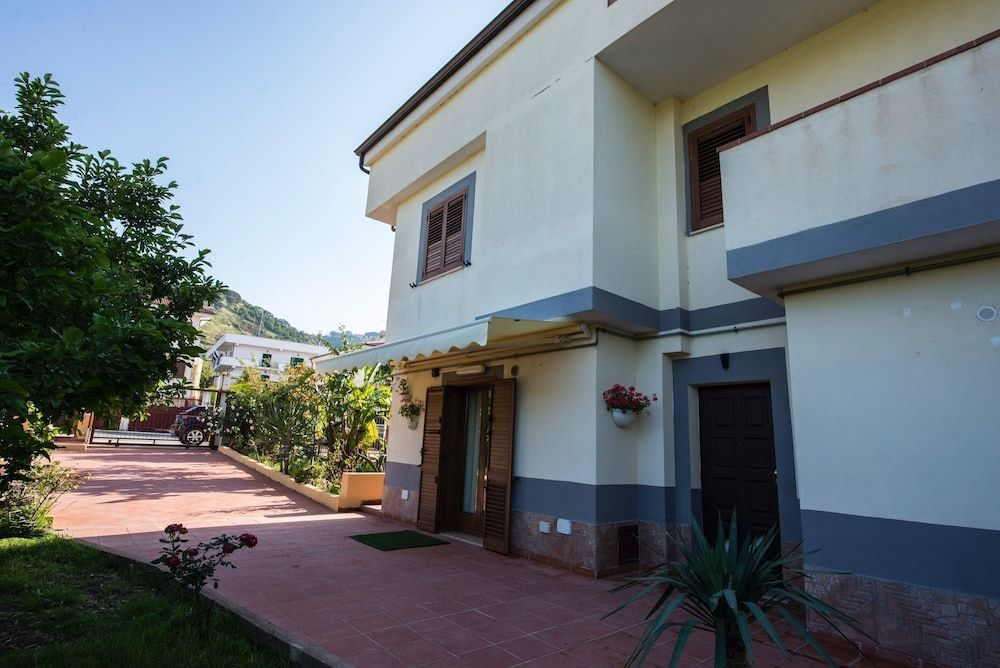 Villa Saturno 1