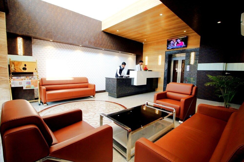 Pinnacle by Click Hotels, Lucknow 2