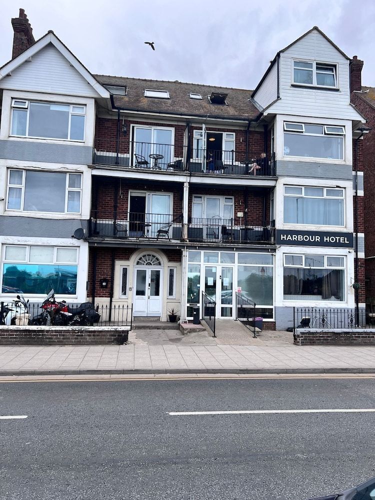 Harbour Hotel 1