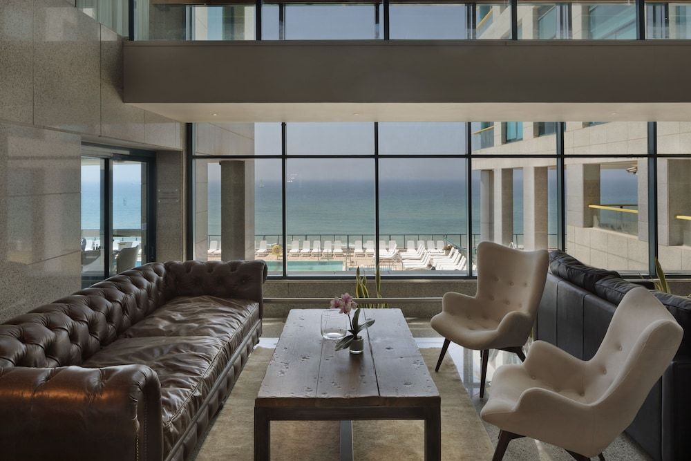 Herbert Samuel Okeanos Suites Herzilya 2