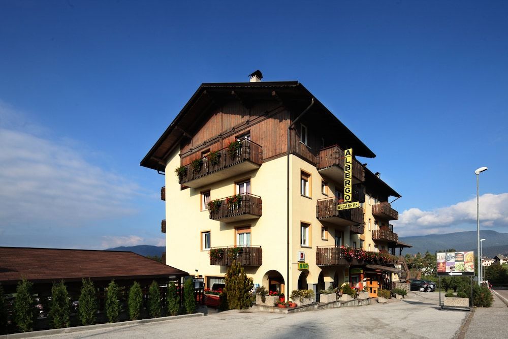 Albergo Bucaneve 1