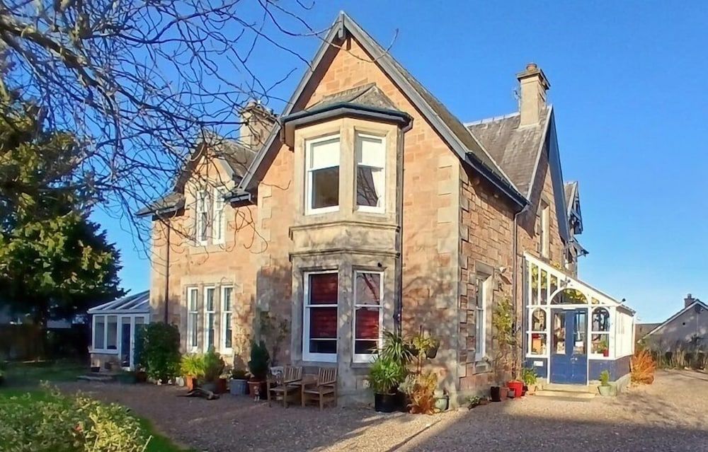 Trafford Bank Guest House 1