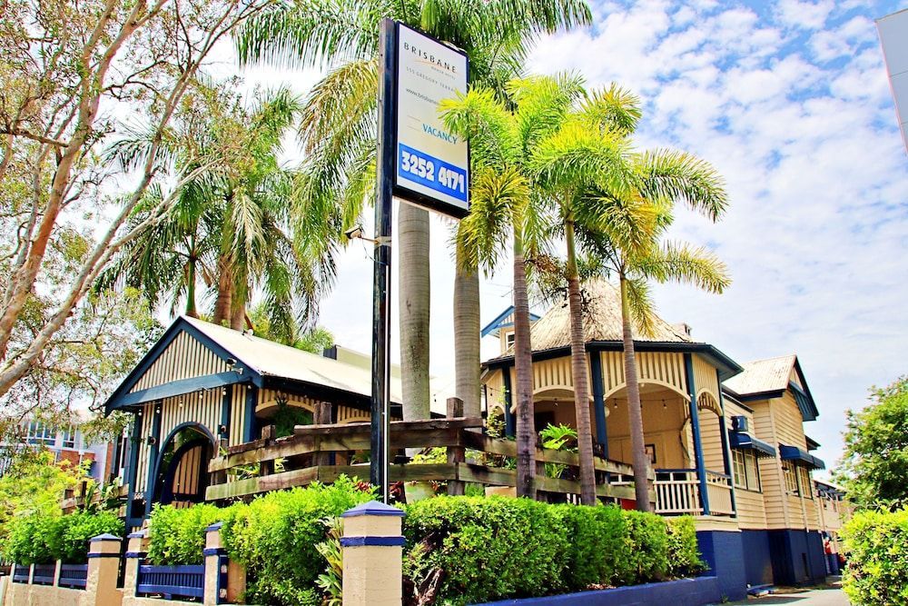 Brisbane Manor 1