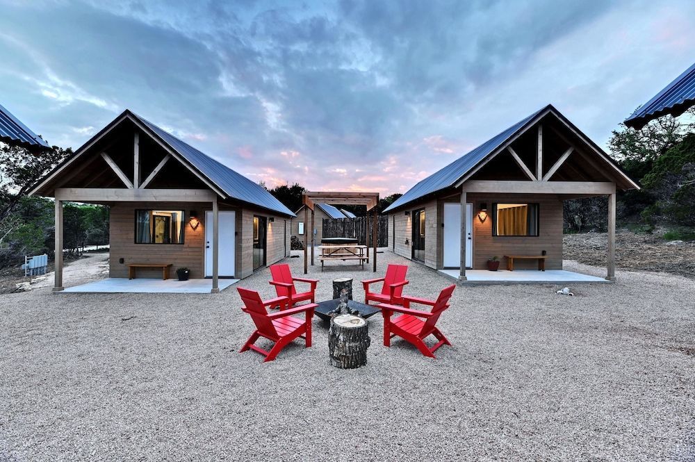 Lucky Arrow Retreat - Dripping Springs 2