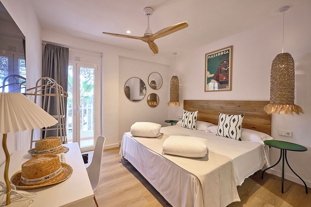 INNER Hostal Es Molí 1