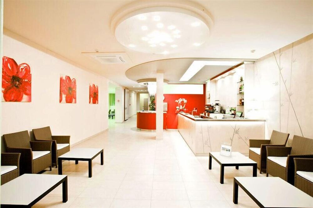 Hotel Cosmopol Cesenatico 2
