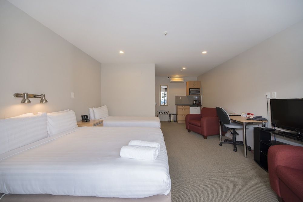 Best Western Ellerslie International Hotel 1