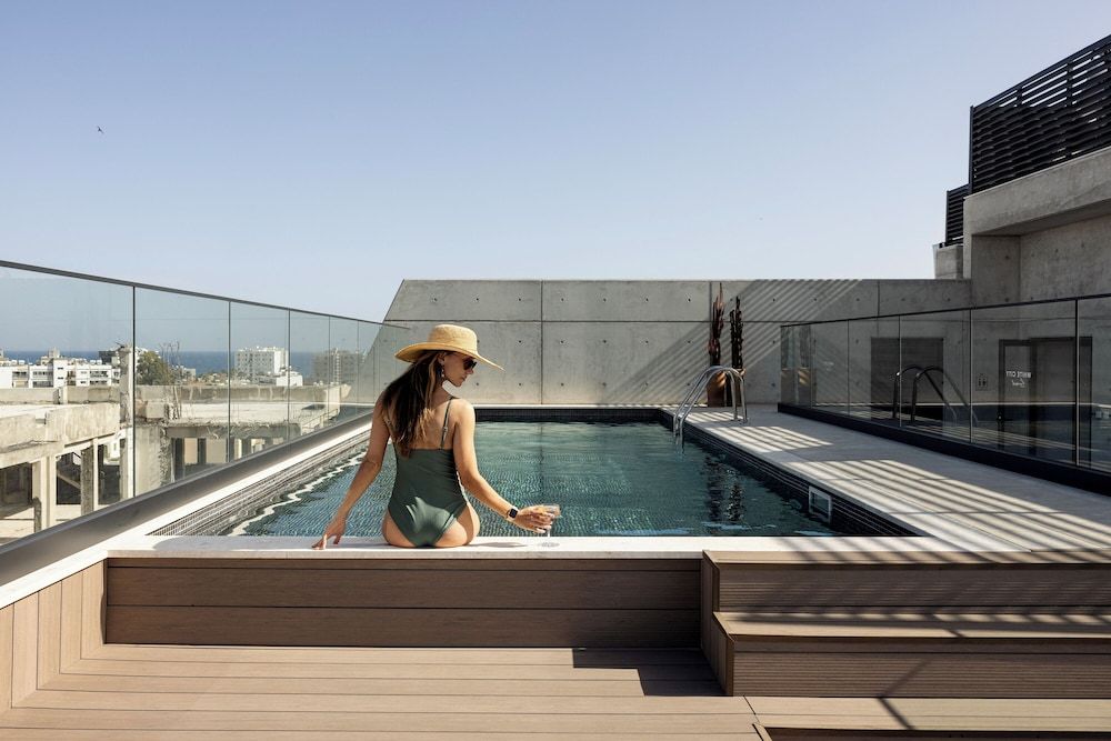 White City Limassol - Boutique Aparthotel 1