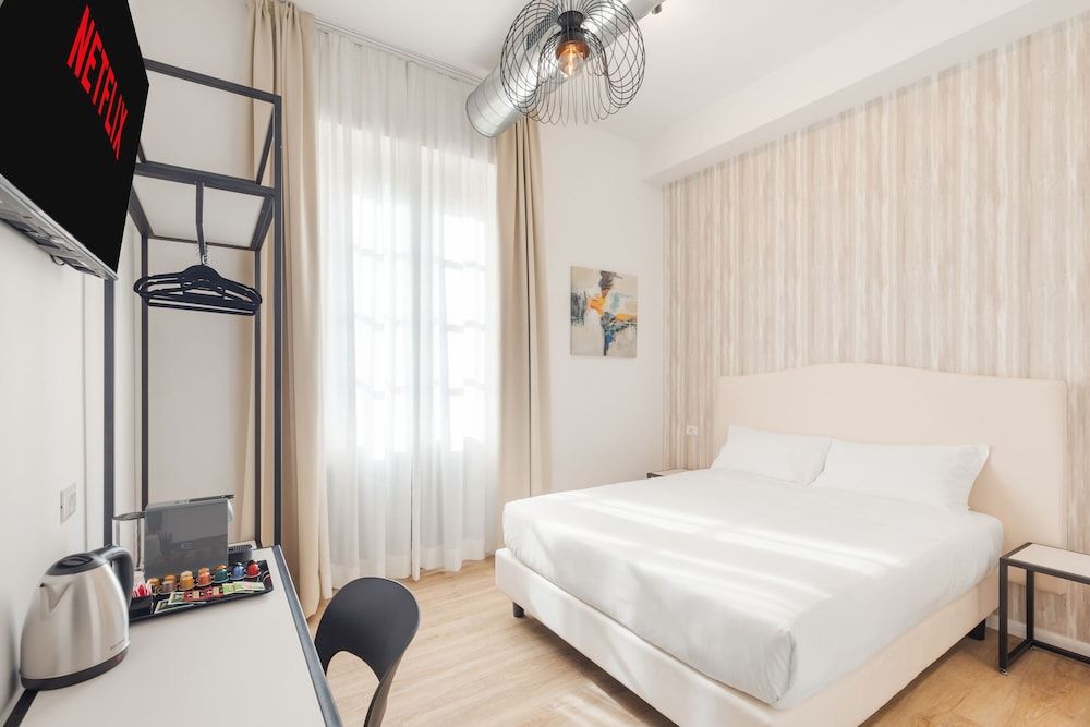 Adelante Apartment 2