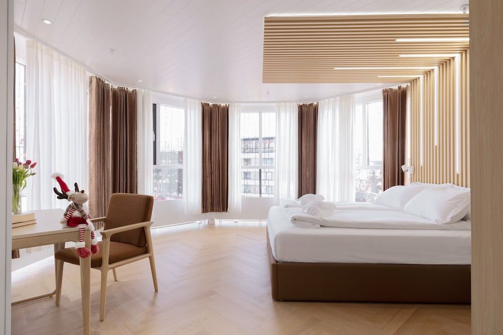 Polar Nook Hotel 2