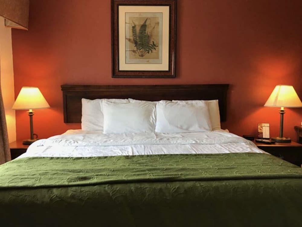 Munising Motel 1