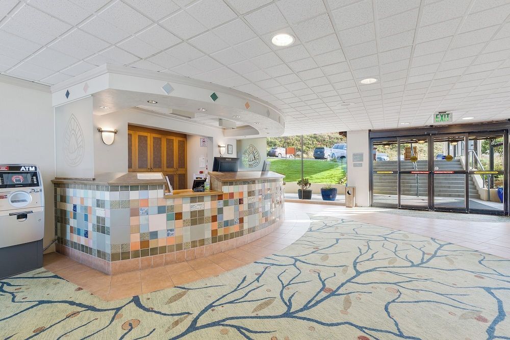 Inn at Spanish Head Resort Hotel 2