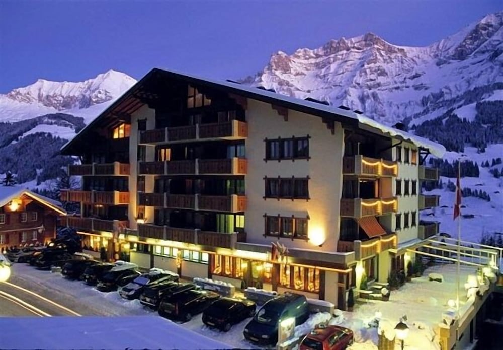 Chalet-Hotel Beau-Site 1