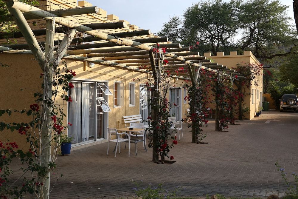 Capbon Guesthouse 2