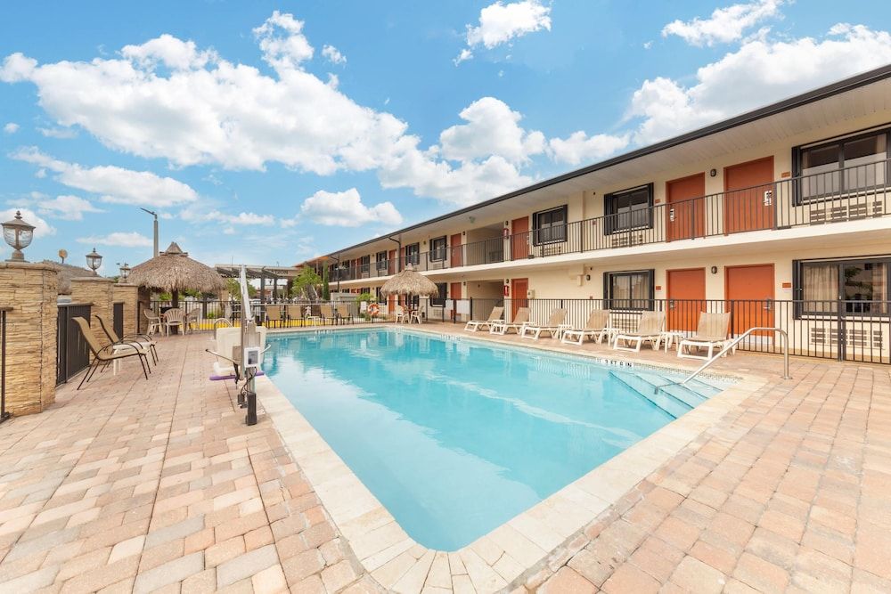 Quality Inn Florida City - Gateway to the Keys 1