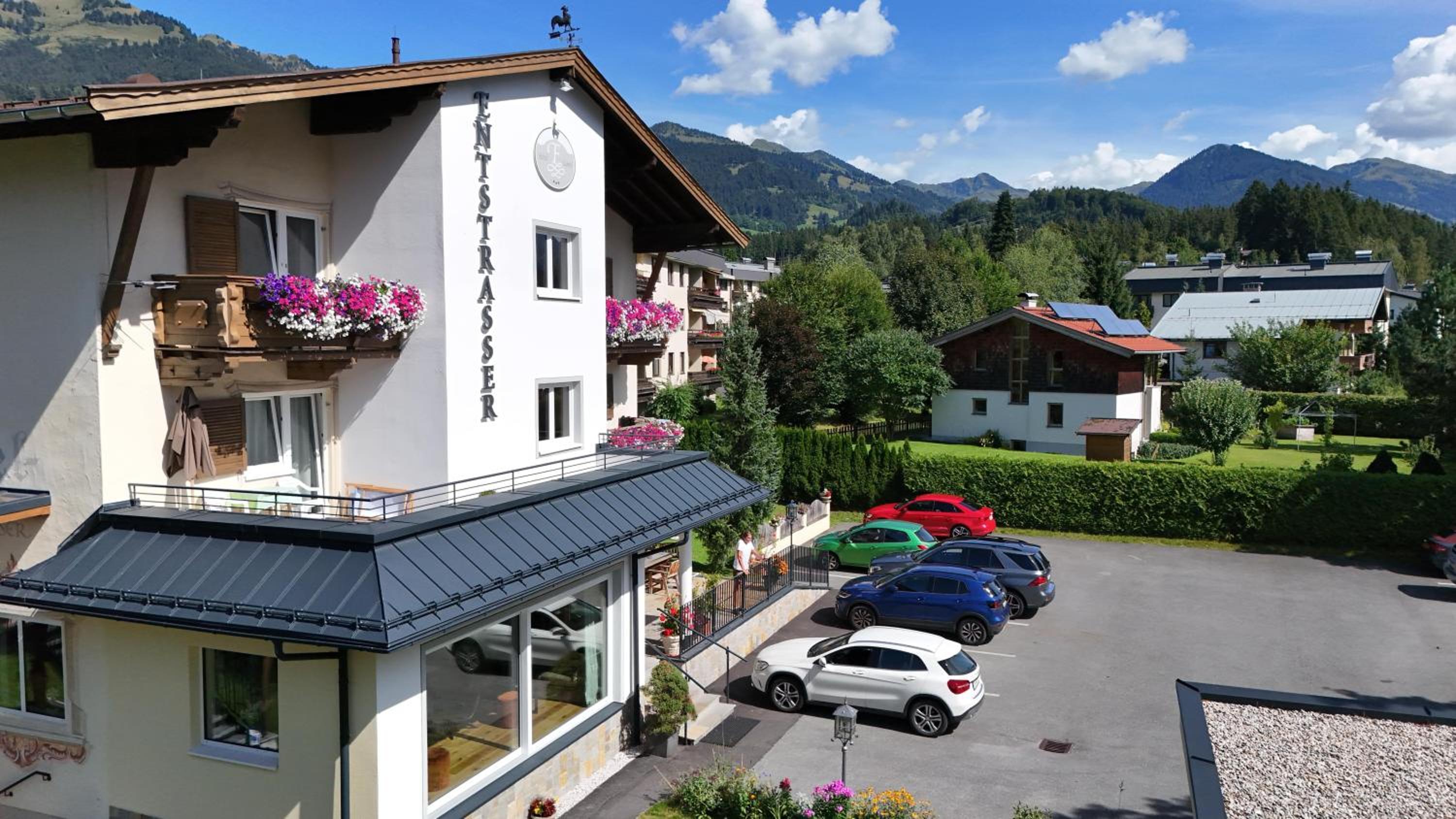 Hotel Garni Entstrasser 2