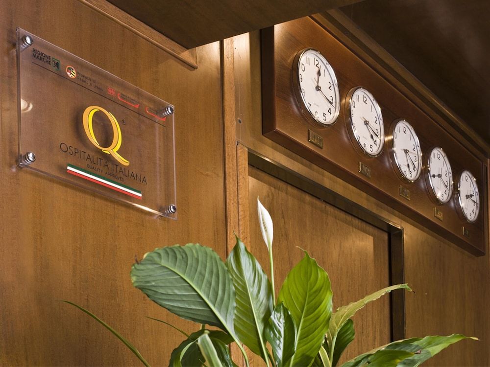 Hotel Savoy 2