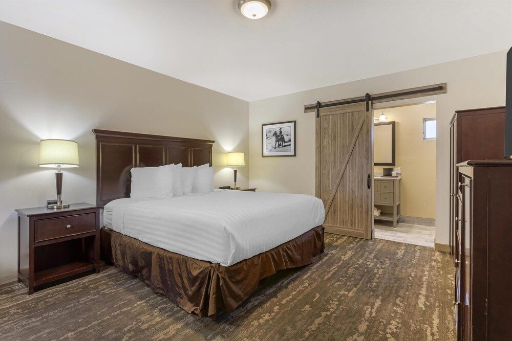 Best Western Frontier Motel 1