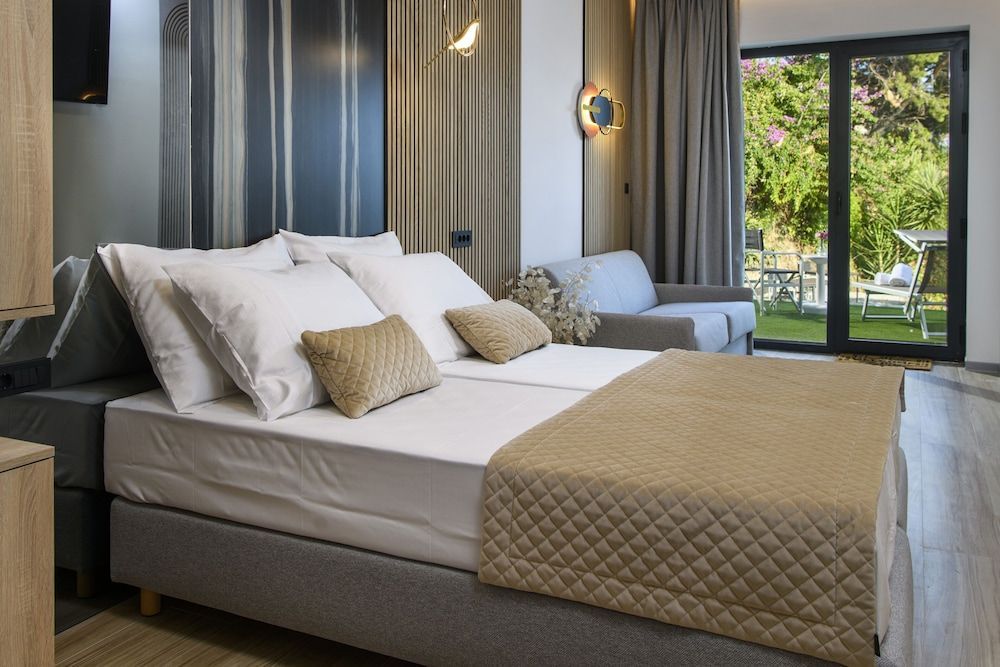 Via Mare Luxury Rooms 1