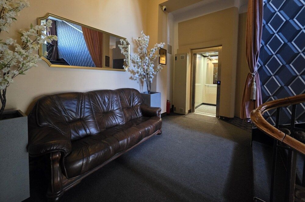 Holiday Suites Cracow 2