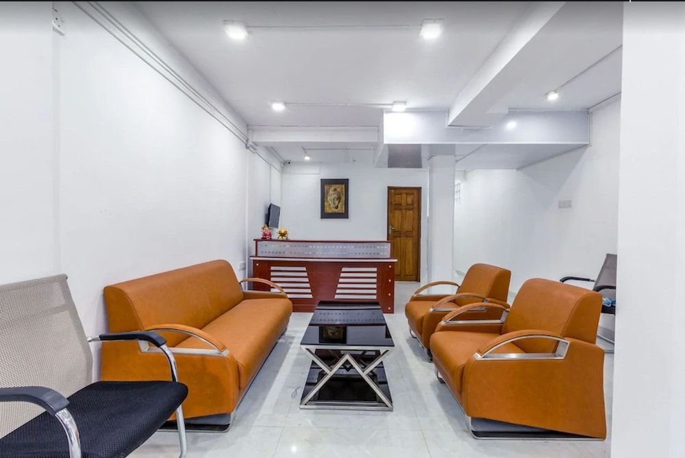 Metro Port City Hotel 2