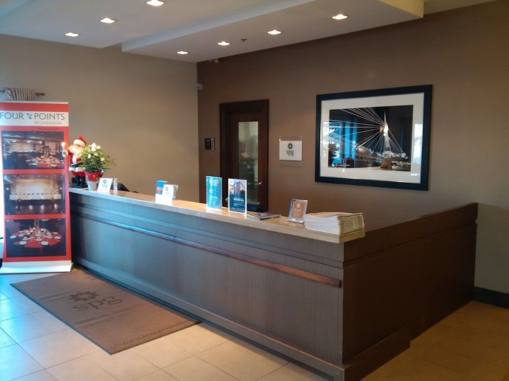 Four Points by Sheraton Winnipeg South 2