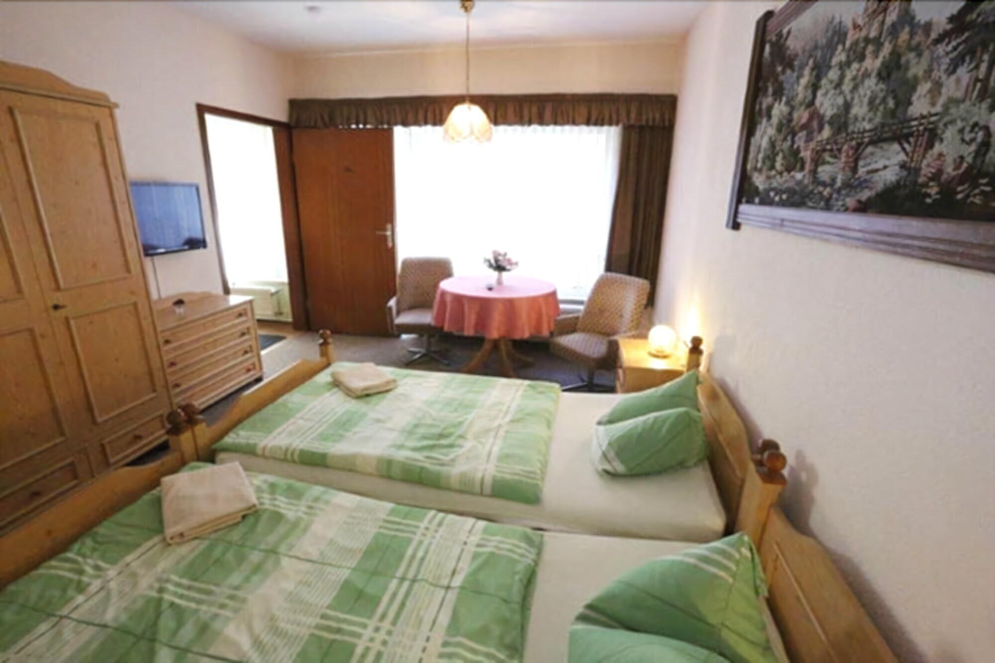 Pension am Schrotturm Bed & Breakfast 1