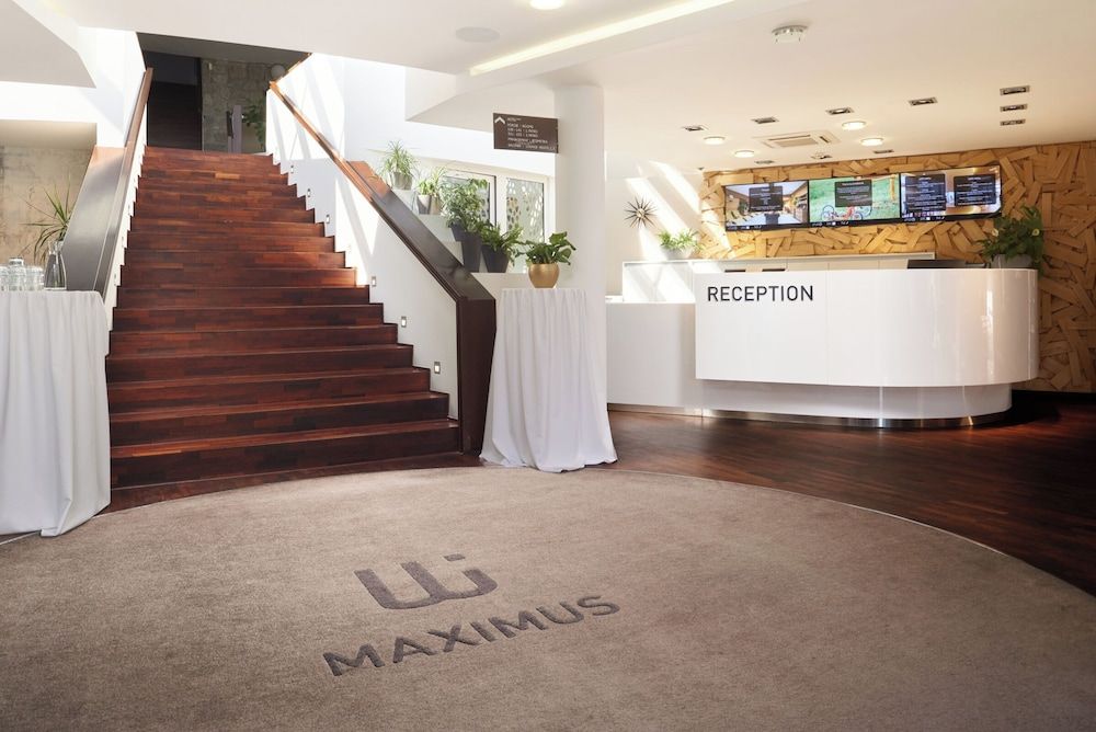Maximus Resort 2