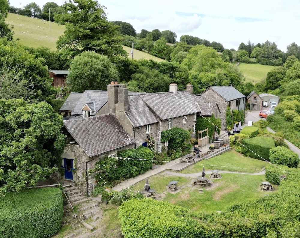 Tarr Farm Inn 1