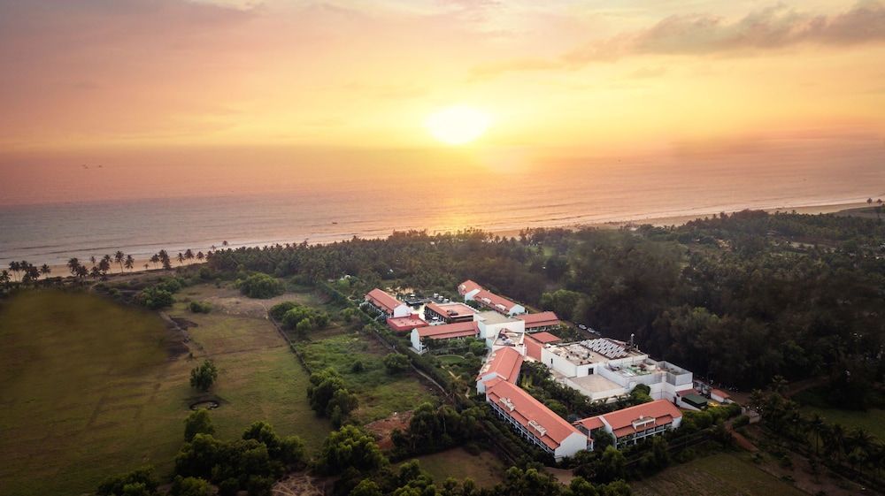 Planet Hollywood Beach Resort Goa 1