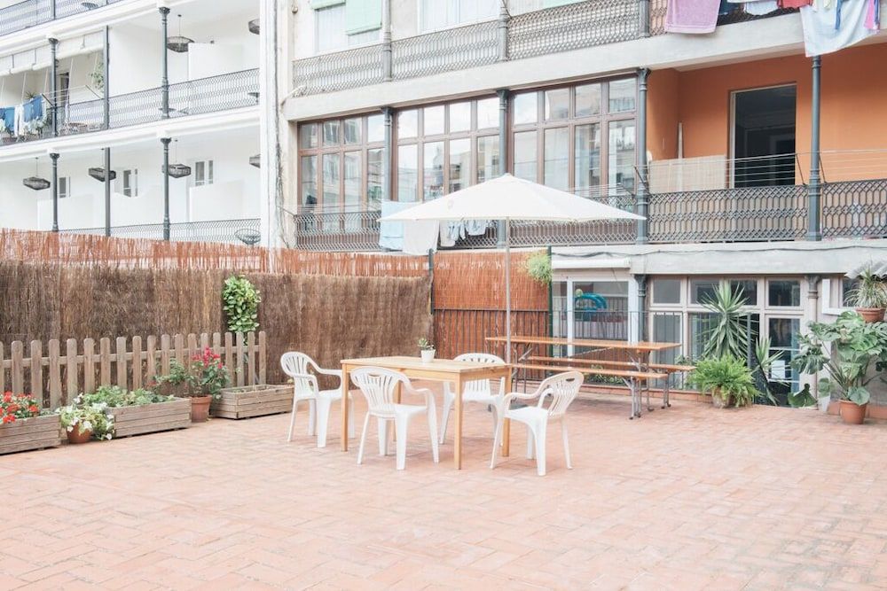 Soul Backpackers Barcelona 1