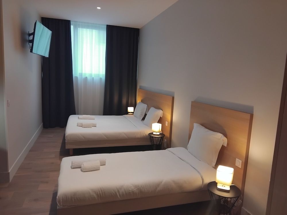 APPART HOTEL RESIDIS PARAY - ORLY 1
