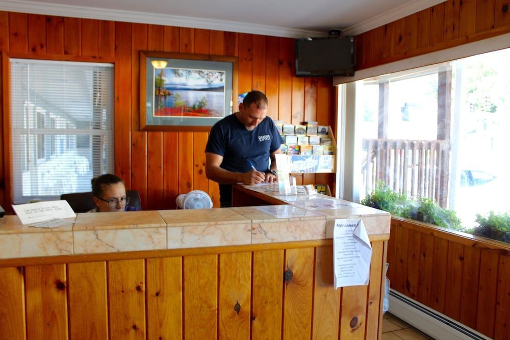 Lake Haven Motel 2