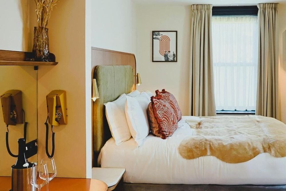 The Libertine Lounge & Lodgings 1