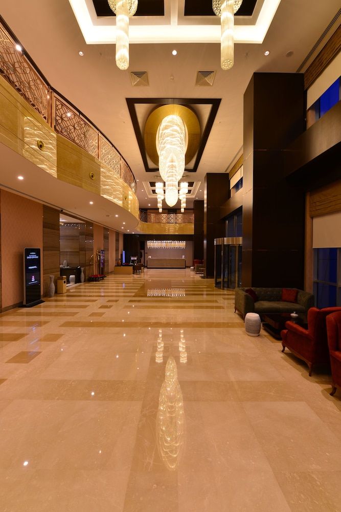 Clarion Hotel Istanbul Mahmutbey 2